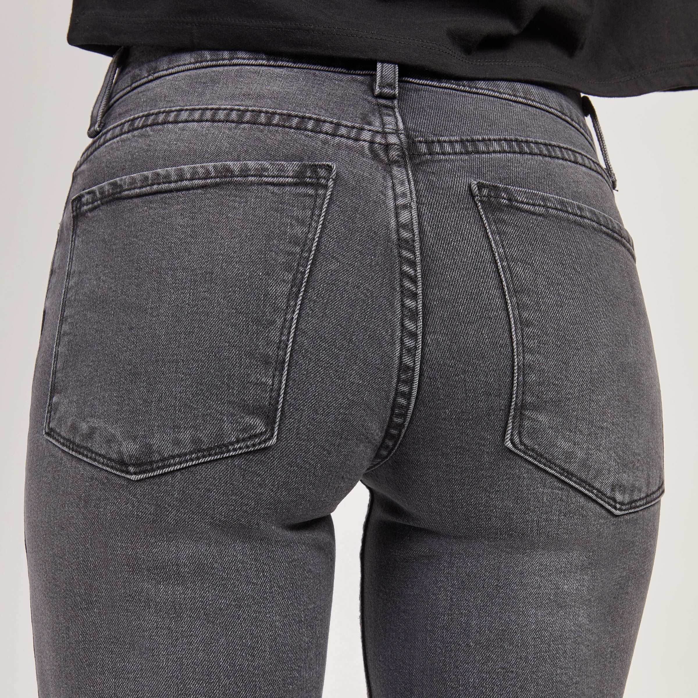 Mid Rise Slim Straight Allen Jeans