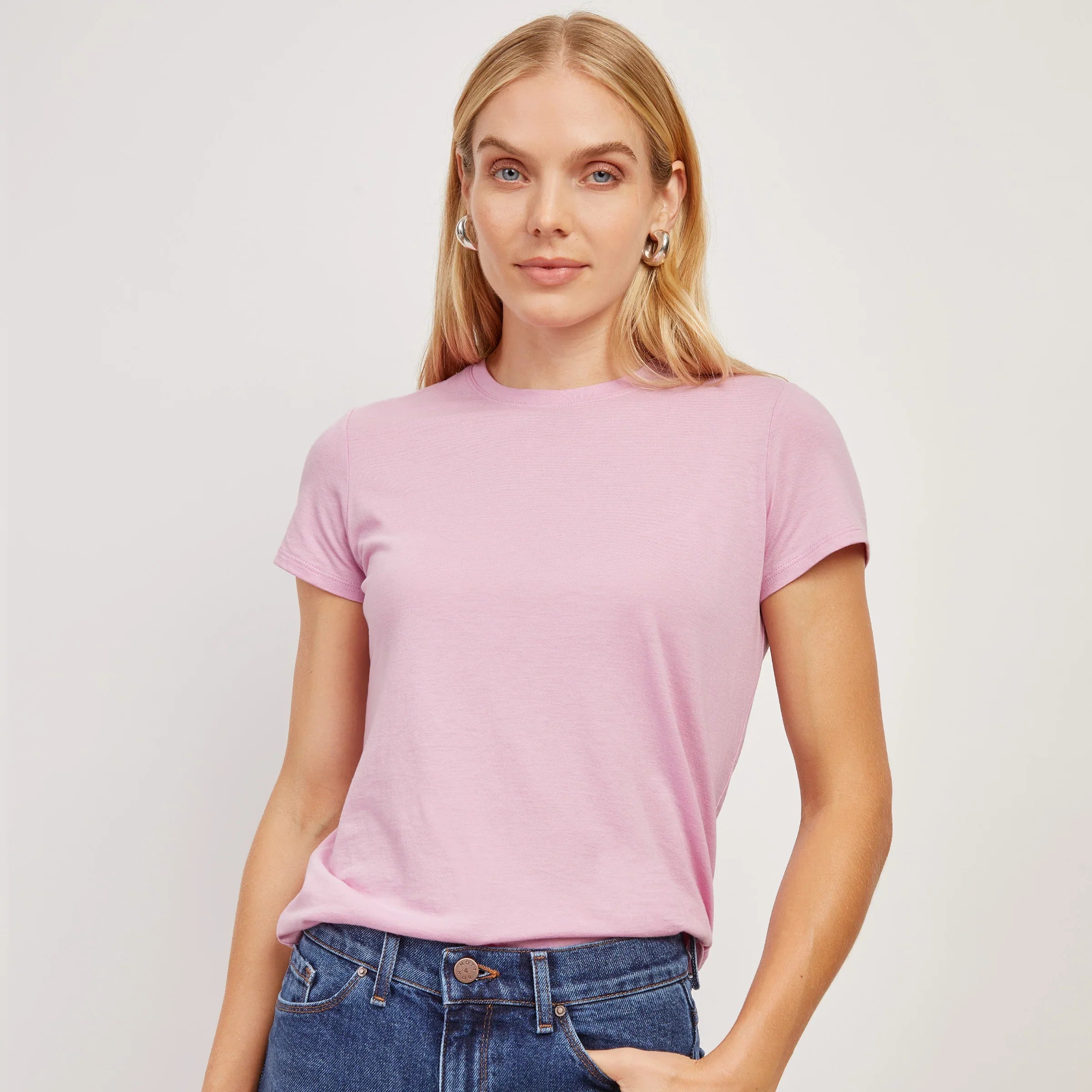 Mott&Bow | Fitted Crew Marcy Tee tt