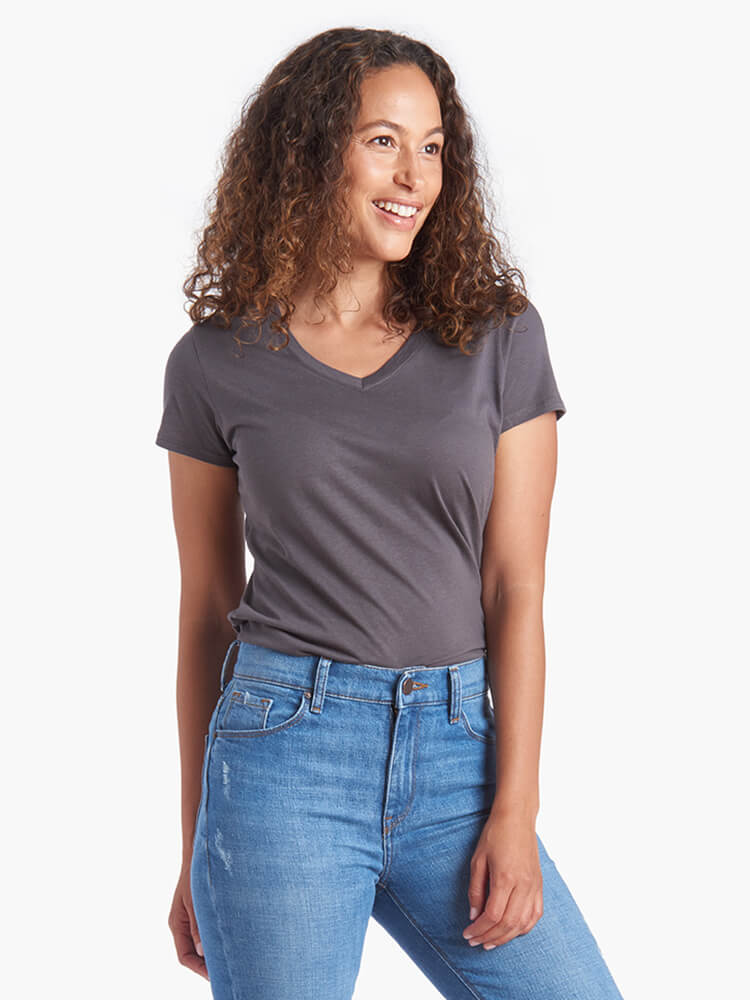 Fitted V-Neck Marcy