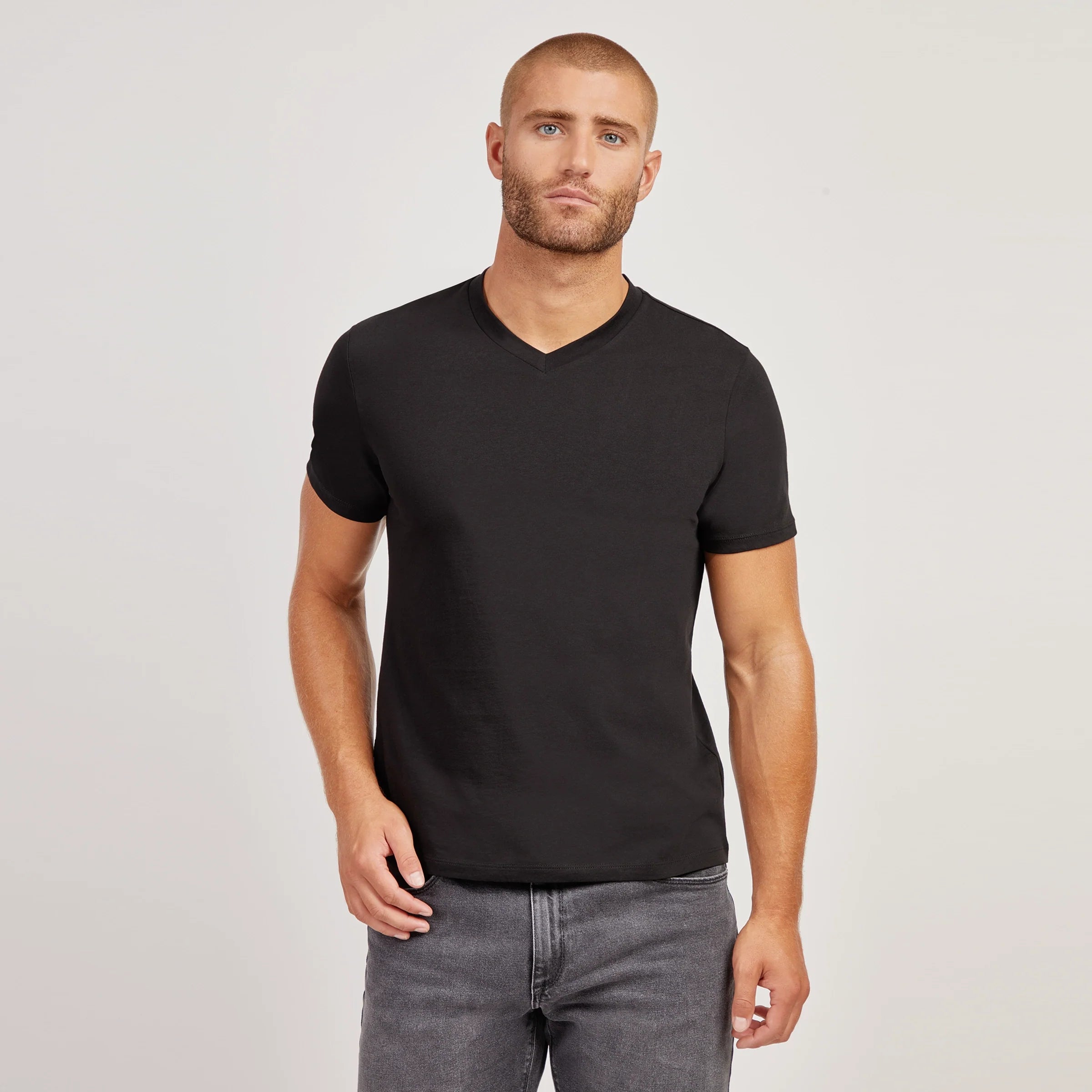 Classic V-Neck Driggs Tee